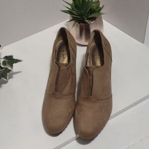 Life Stride Brown Loafers for Women